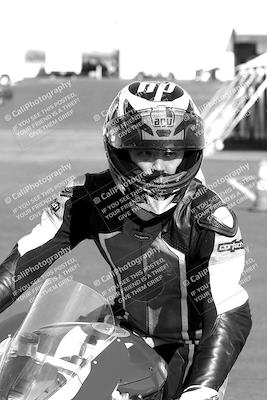 media/Apr-10-2022-SoCal Trackdays (Sun) [[f104b12566]]/Around the Pits/